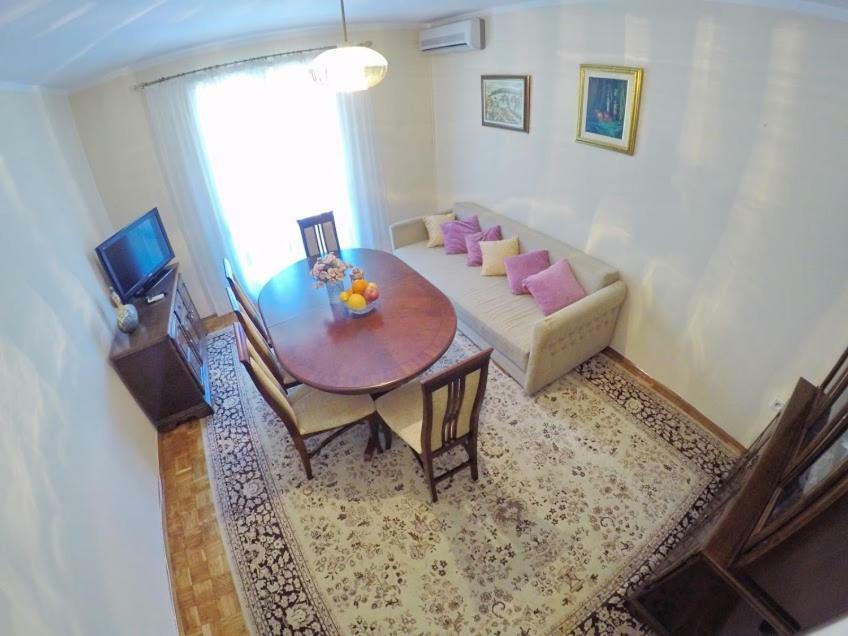 Nina Apartamento Trebinje Exterior foto